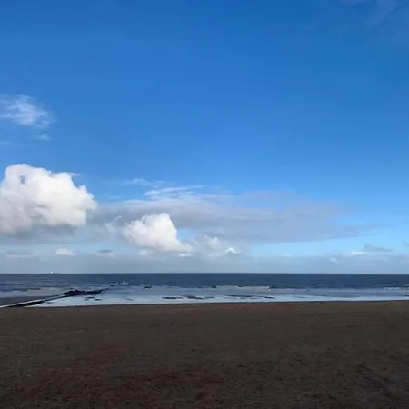 Apartment In Near Casino And